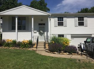 627 Kenyon Dr, Springfield, IL 62704