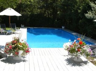 40 Jones Rd, East Quogue, NY 11942