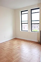 Rented by MTY Group, Inc