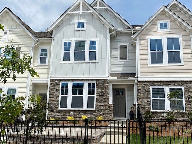 The Parkmont - A Exterior