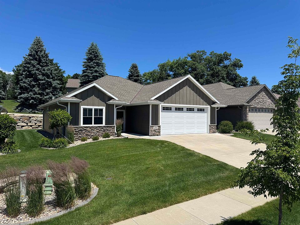 1st image of 3346 Stone Ridge Dr #13