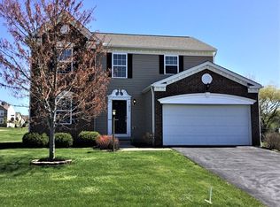 1059 Legacy Ln, Pataskala, OH 43062