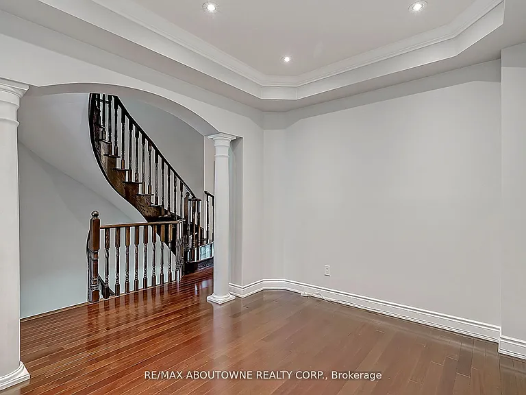 2415 Presquile Dr — Photo 9