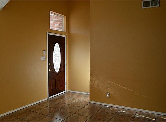 3rd image of 11044 Golden Pond Dr