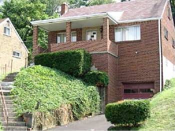 Front view of home.