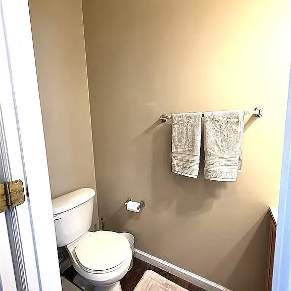713 Waler Dr — Photo 4
