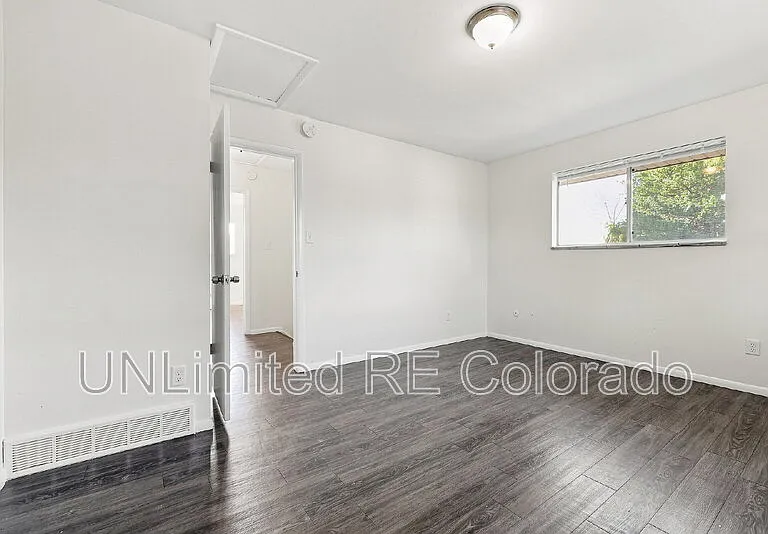 38 Lansing St — Photo 9