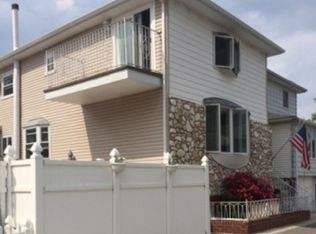 19 Melba Ct, Brooklyn, NY 11229