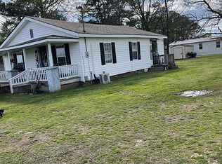 513 Vance St, Fremont, NC 27830