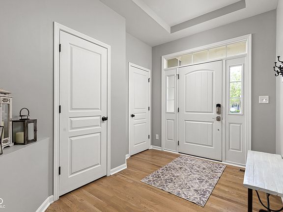 3rd image of 9204 Brookstone Pl