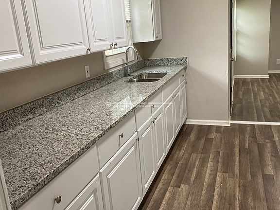 4th image of 7909 Montgall Ave