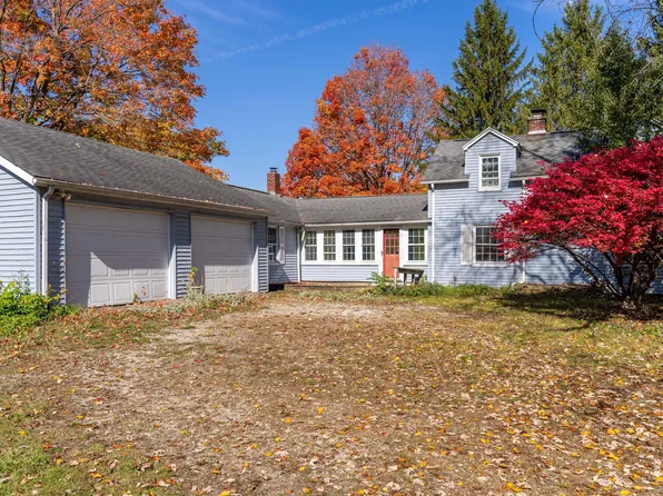 8329 Smoky Row Rd, Powell, OH 43065