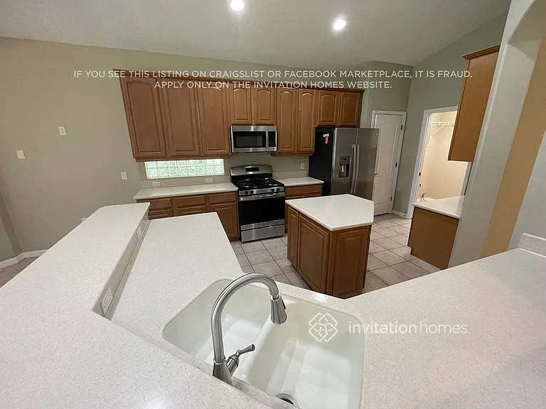 12575 Cara Cara Loop — Photo 8
