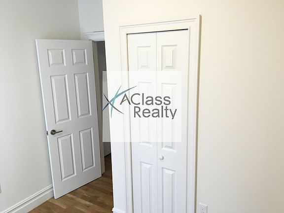 2nd image of 2184 38th St #D1