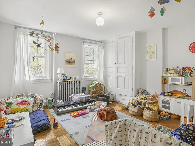 1631 E Berks St — Photo 21