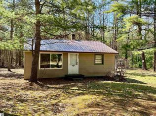 6191 N Pine River Rd, Luther, MI 49656