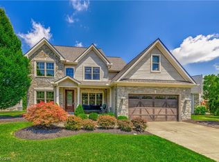 4231 Queens Gate, Avon, OH 44011