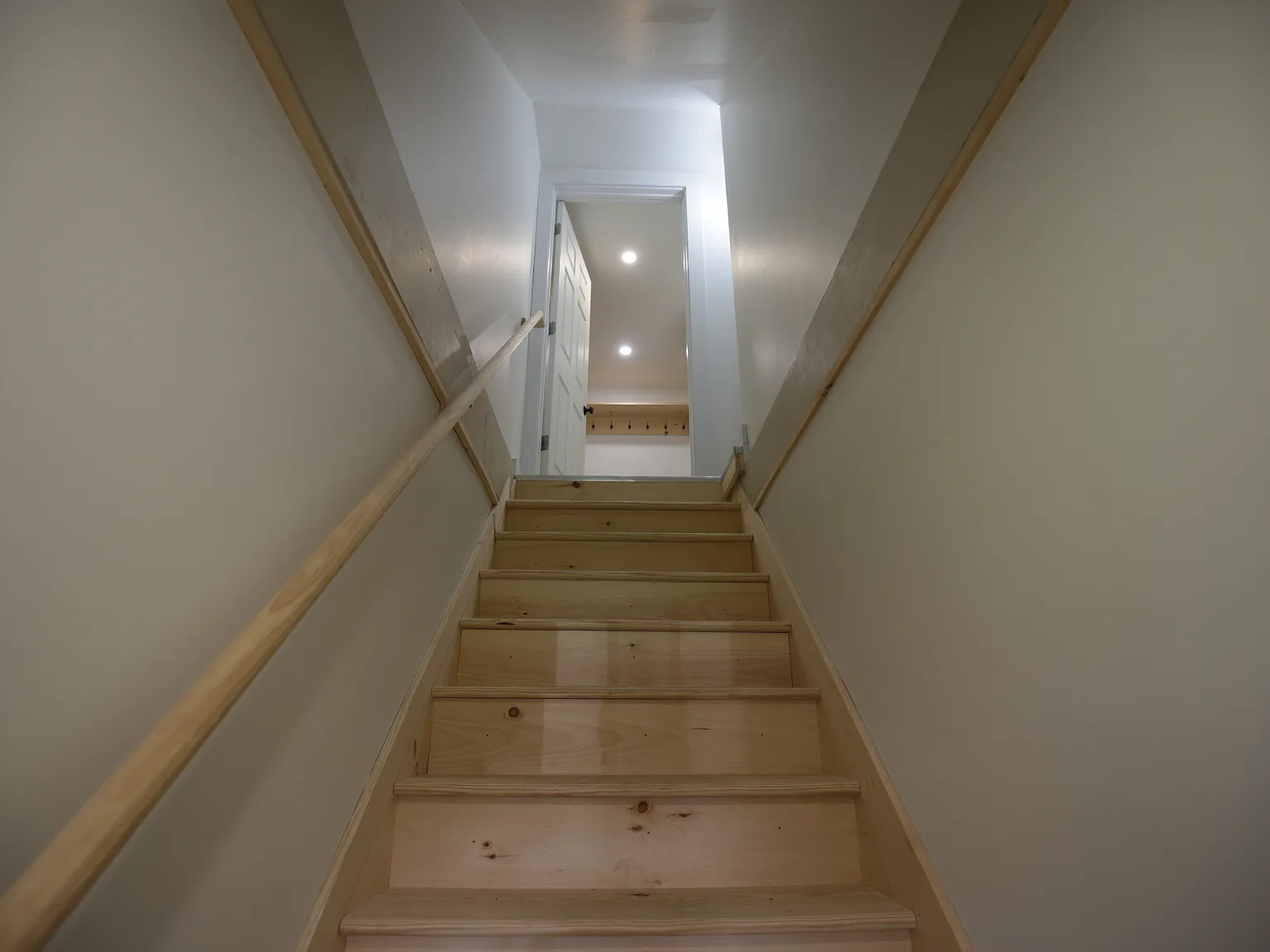 2 bed, 1000 sqft, $2,000 — Photo 4