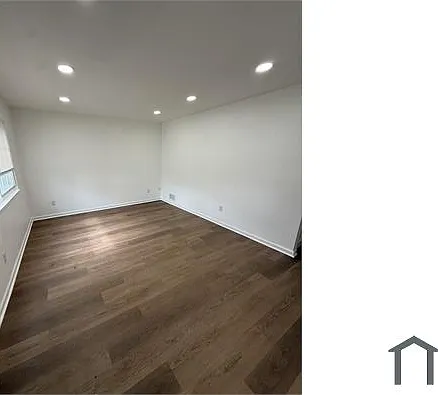 6383 Princess St — Photo 10