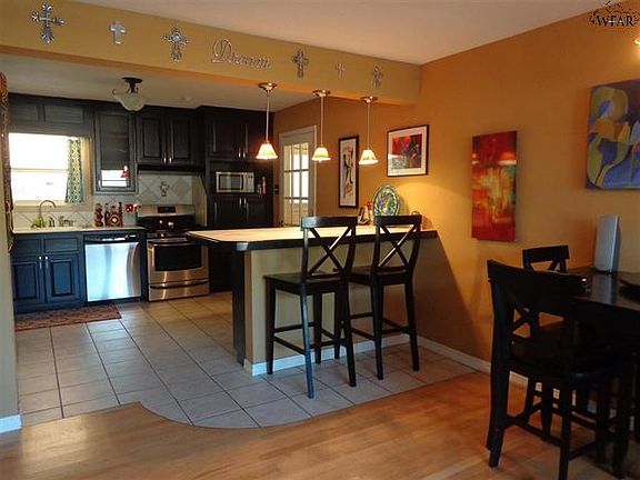 3rd image of 4206 Sondra Dr