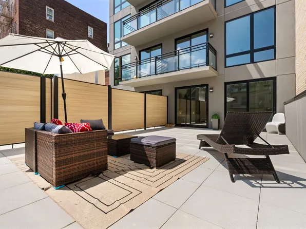 379 Ocean Parkway image 12 of 23