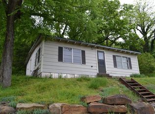 8 Twin Hills Dr, Locust Grove, OK 74352