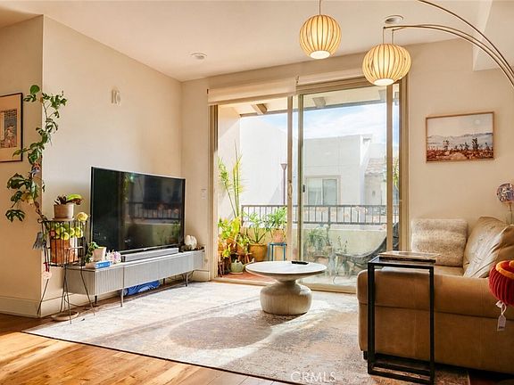 2nd image of 627 Deep Valley Dr #Penthouse 615