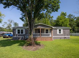 3780 Peach Orchard Rd, Dalzell, SC 29040