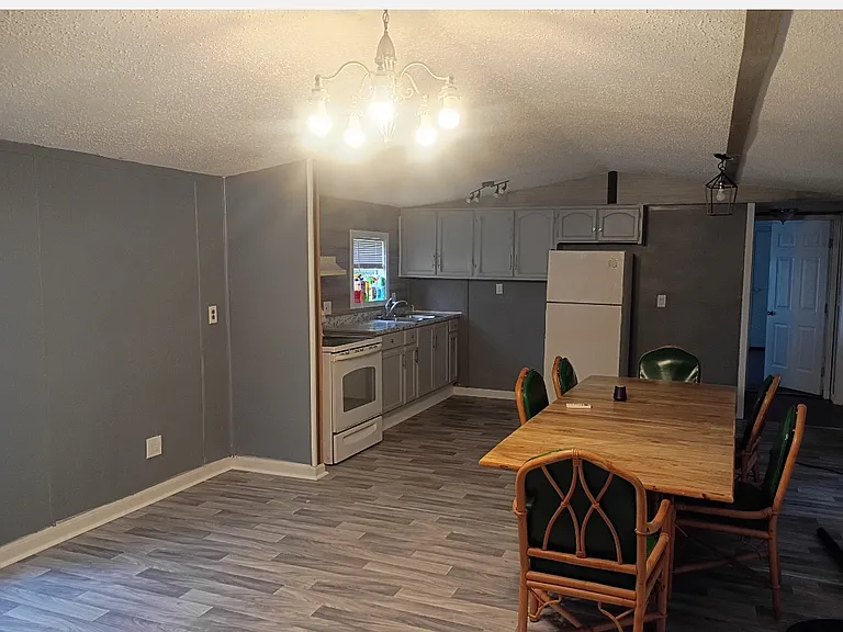 13510 Watts Ln #2 — Photo 5