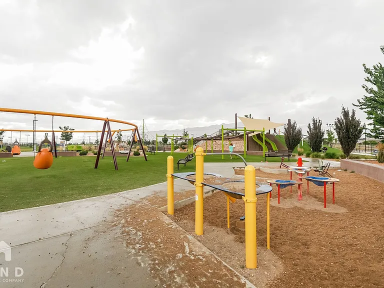 2450 E Jim Bridger Dr — Photo 21