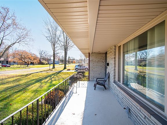 4th image of 3426 Bentwillow Ln