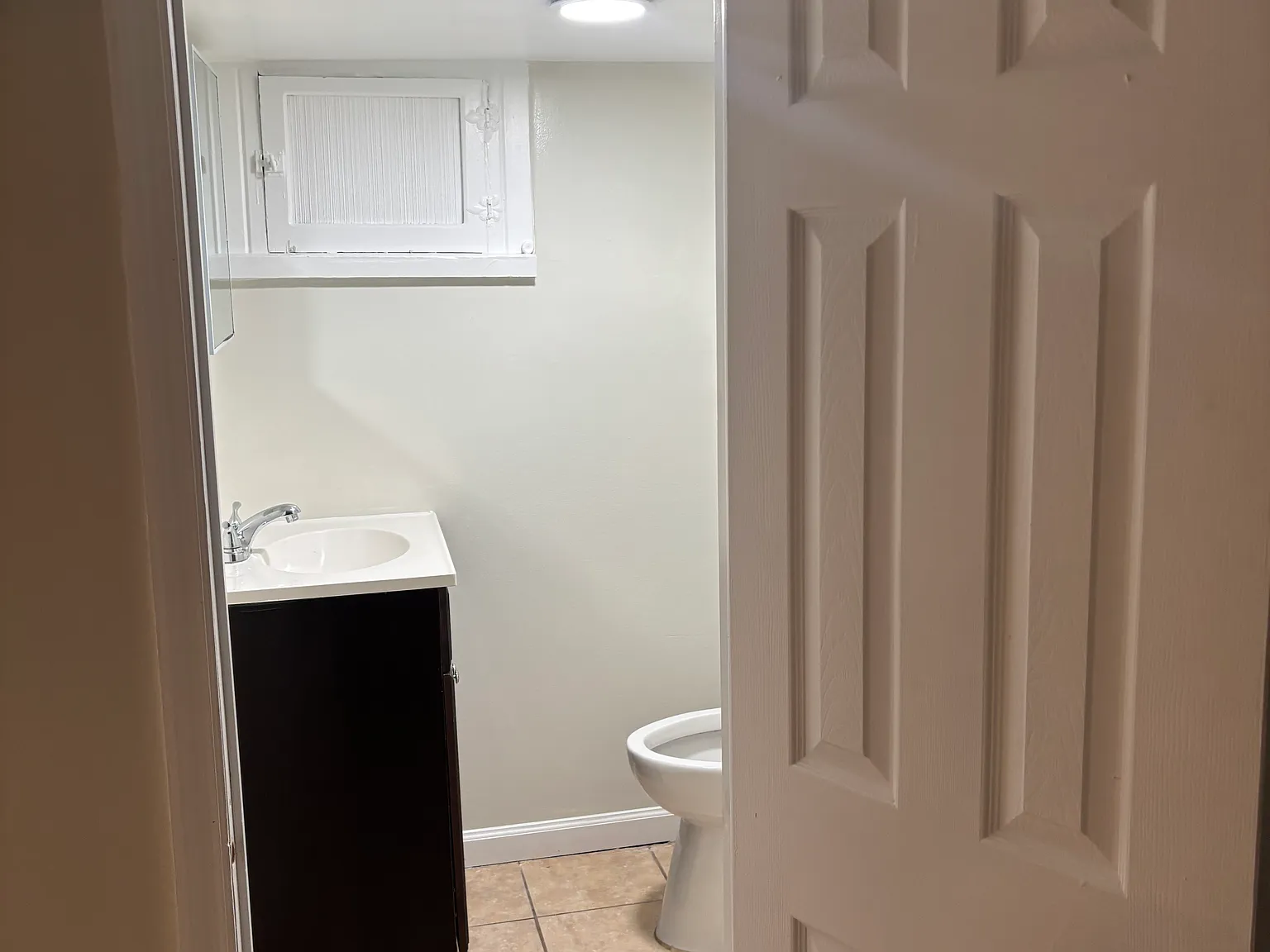 3 bed, 1.5 bath, 1812 sqft, $1,800 — Photo 3
