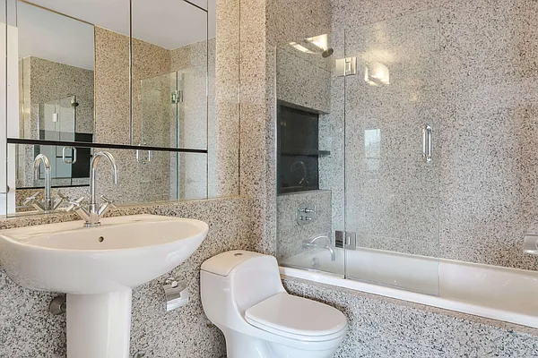 Sold by Stribling | media 18