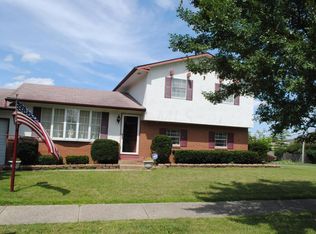 4002 Donegal Ct, Columbus, OH 43228