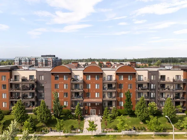 100 Dean Ave #307, Barrie, ON L9J 0H1
