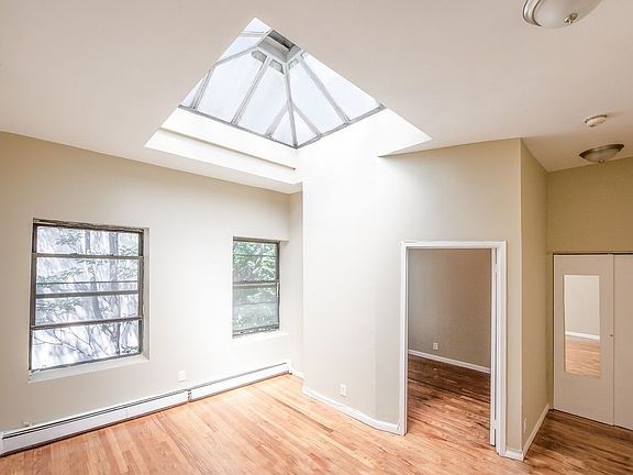 3rd image of 124 Lexington Ave APT 4W