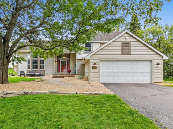 726 Camberwell Dr, Eagan, MN 55123