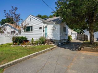 168 Roosevelt Rd, Weymouth, MA 02188
