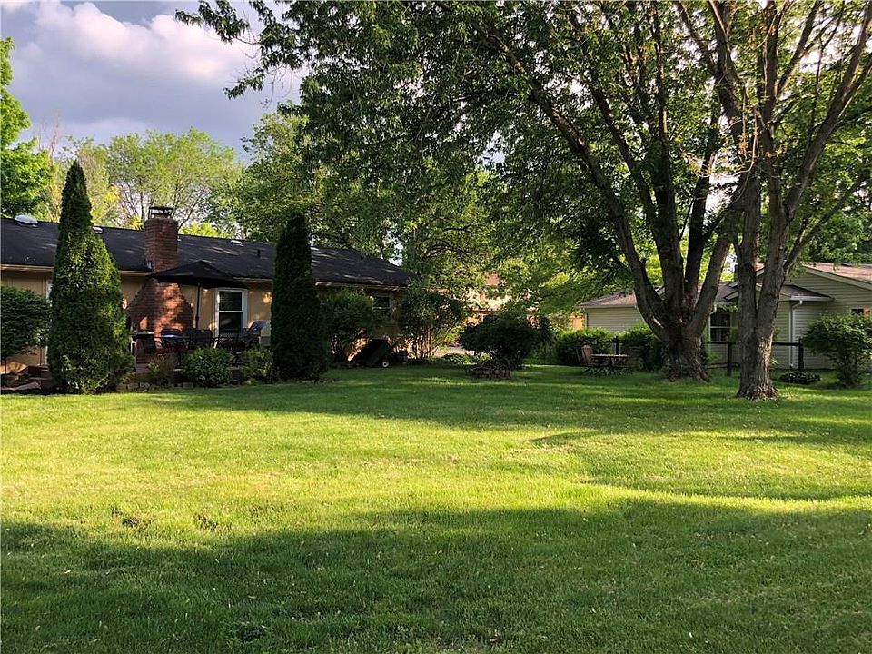 1st image of 710 Elmwood Cir