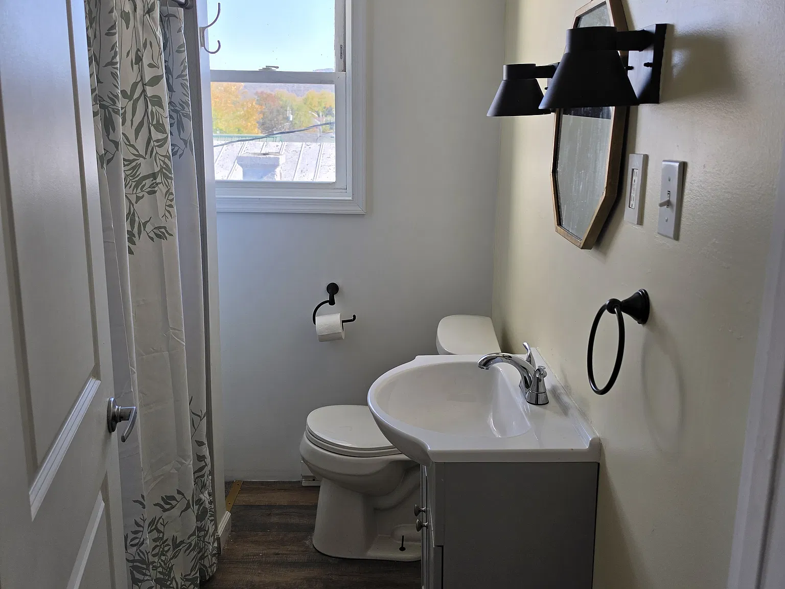 1 bed, $850 — Photo 2