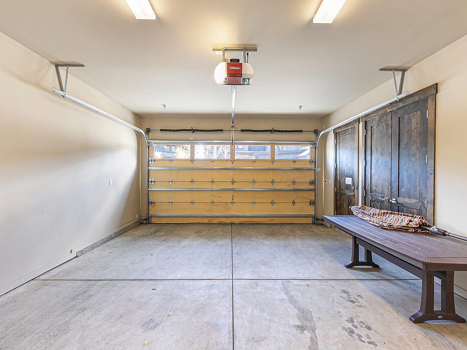 1st image of 10113 Corrie Ct