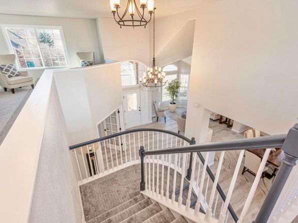 2768 Silver Fox Rd