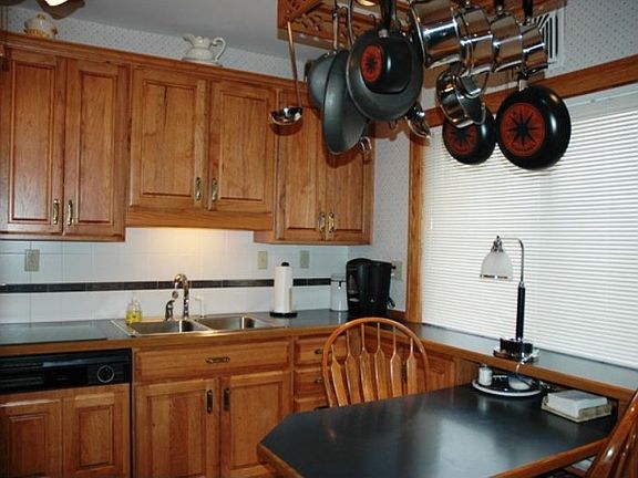 1st floor unit - Kitchen