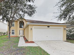 2090 Canopy Dr, Melbourne, FL 32935