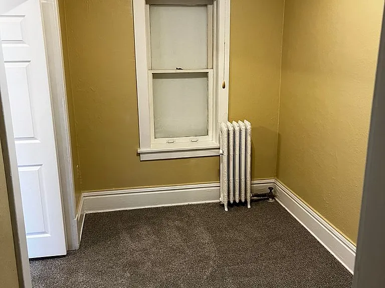 467 Herschel St. — Photo 15