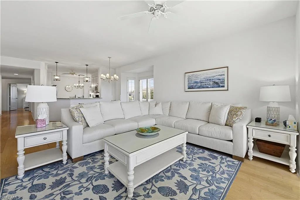 3 bed, 3.0 bath, 1800 sqft, $13,000 — Photo 3