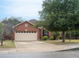 717 Wildwood Dr, Georgetown, TX 78633