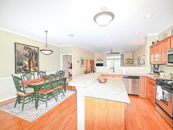 3rd image of 55 River Front Dr Unit 303