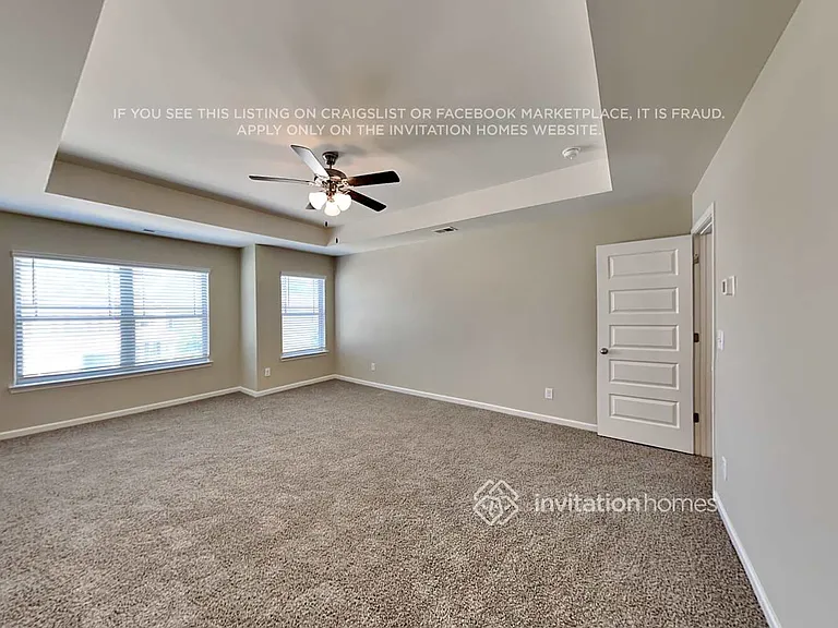 2904 Warwick Ct — Photo 11