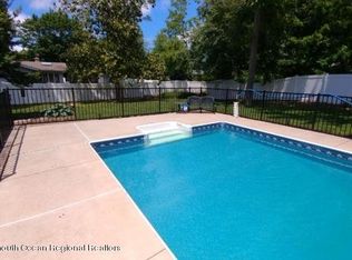 617 Greenwich Ct, Toms River, NJ